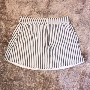 PacSun Skirts - PacSun white and navy striped flowy miniskirt PacSun Skirts - PacSun white and navy striped flowy miniskirt